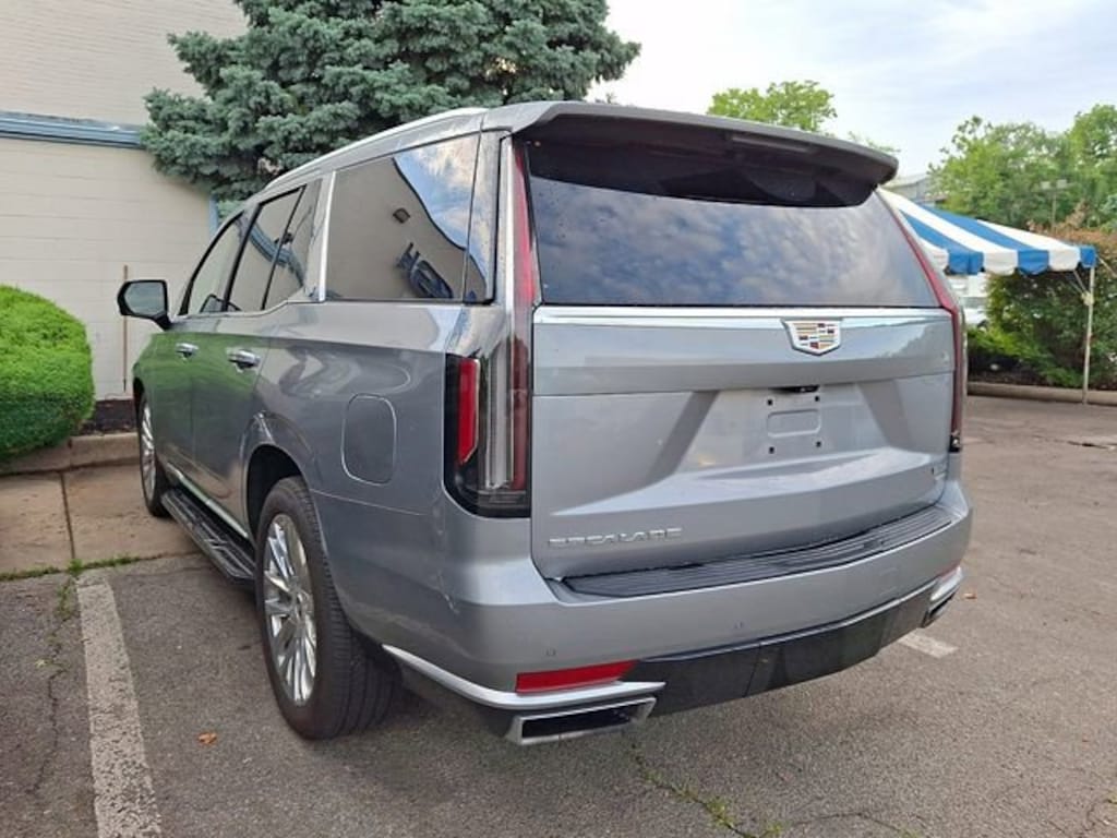 Used 2024 CADILLAC Escalade Premium Luxury SUV