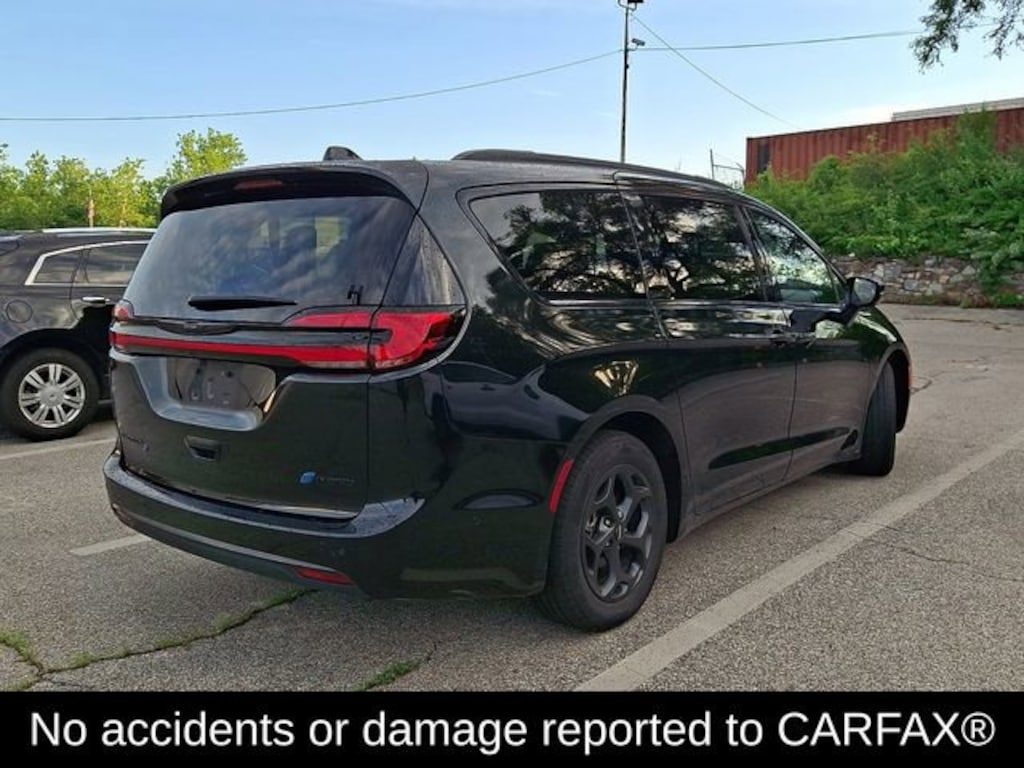 Used 2024 Chrysler Pacifica Hybrid Premium S Appearance Pkg