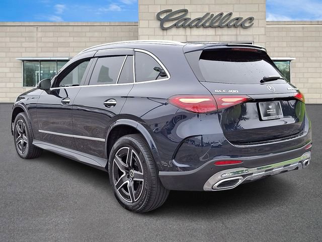 2024 Mercedes Benz GLC 300 4MATIC photo 4