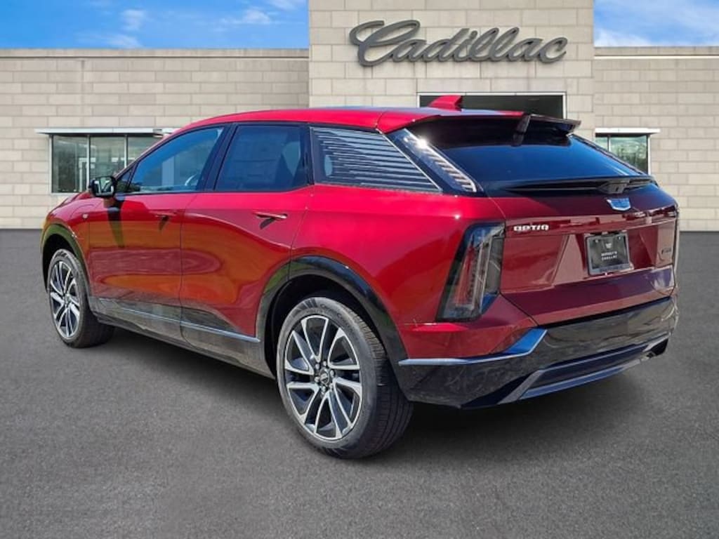 New 2026 CADILLAC OPTIQ Sport SUV