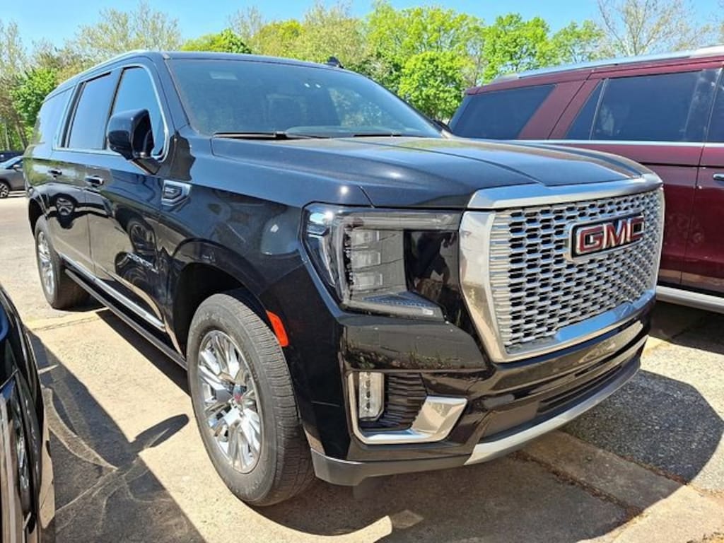 Used 2022 GMC Yukon XL Denali SUV