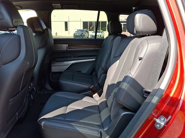 2026 Cadillac VISTIQ Sport - Photo 5