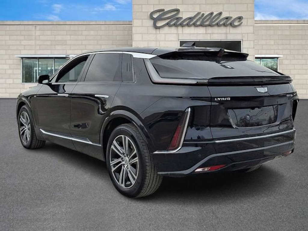 Used 2024 CADILLAC LYRIQ Tech SUV