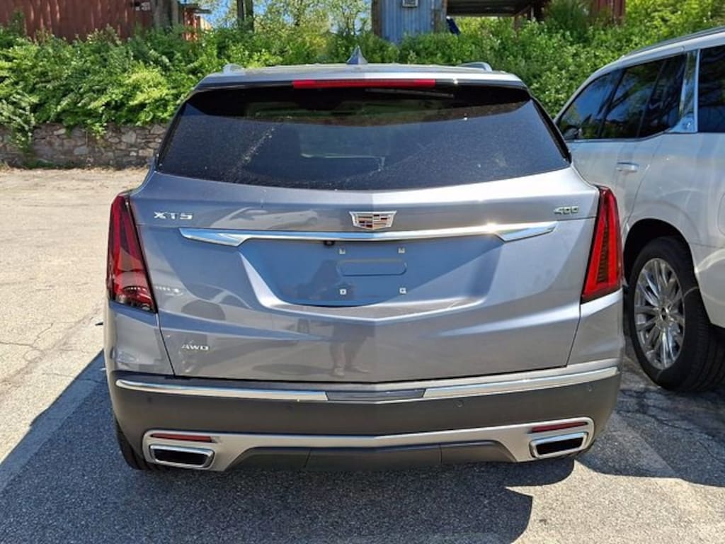 Used 2022 CADILLAC XT5 Premium Luxury SUV