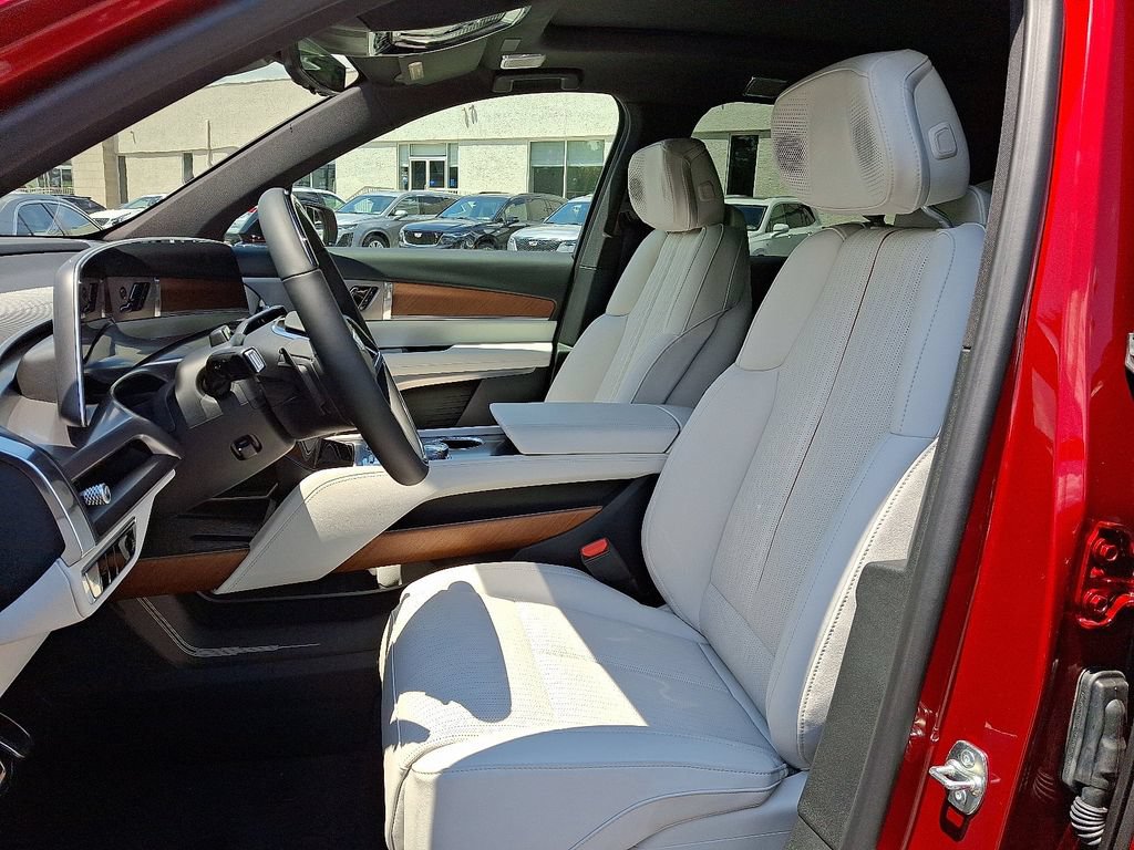 2026 Cadillac VISTIQ Sport - Photo 7
