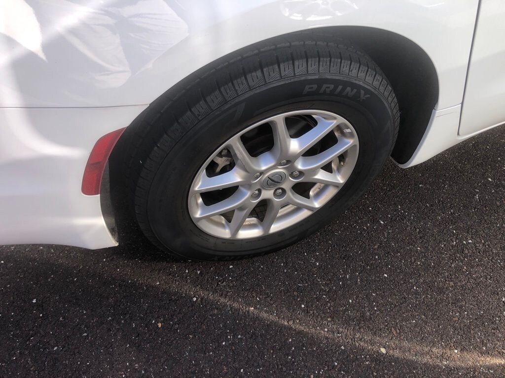 Used 2024 Chrysler Pacifica Touring L Minivan/Van