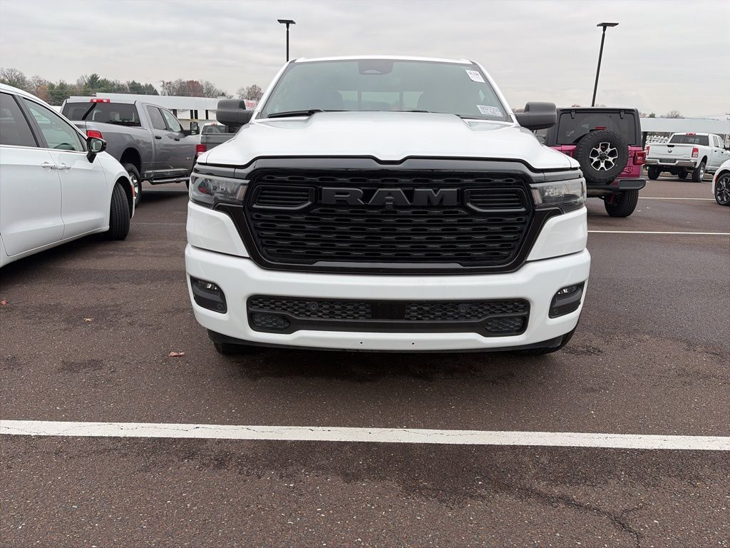 2025 Ram 1500 Tradesman photo 2