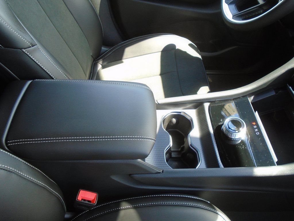 2025 Jeep Grand Cherokee L Altitude - Photo 14