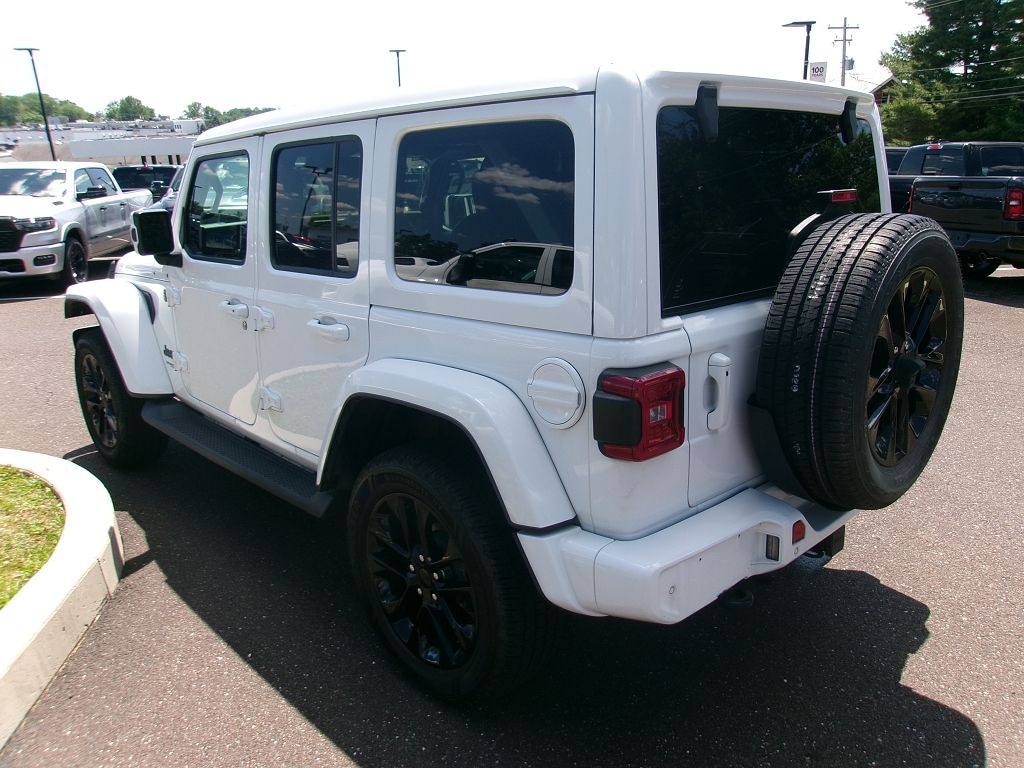 Used 2021 Jeep Wrangler Unlimited Sahara High Altitude SUV