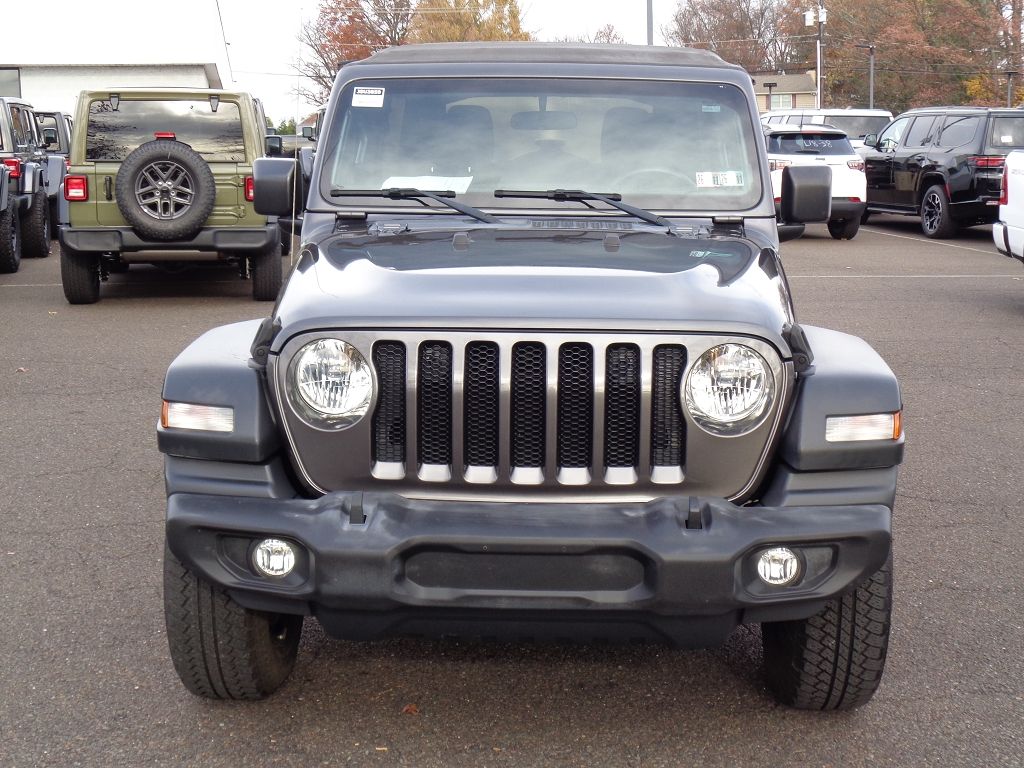 2018 Jeep Wrangler Unlimited Sport S photo 3