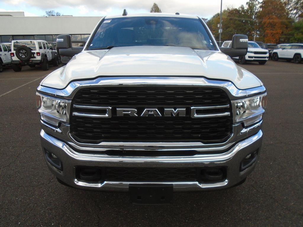 2024 Ram 2500 Big Horn photo 4