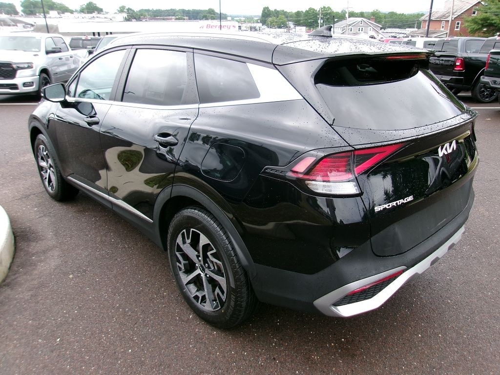 Used 2023 Kia Sportage EX SUV