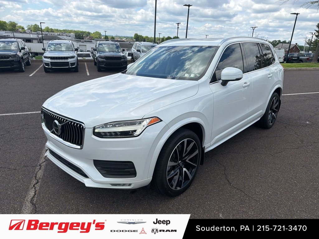 2020 Volvo XC90 T6 Momentum 6 Passenger AWD's photo