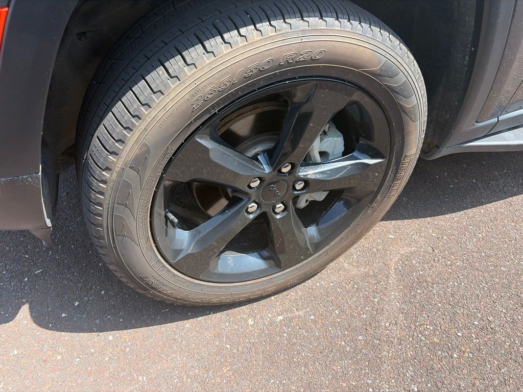 Certified 2025 Jeep Grand Cherokee Limited SUV
