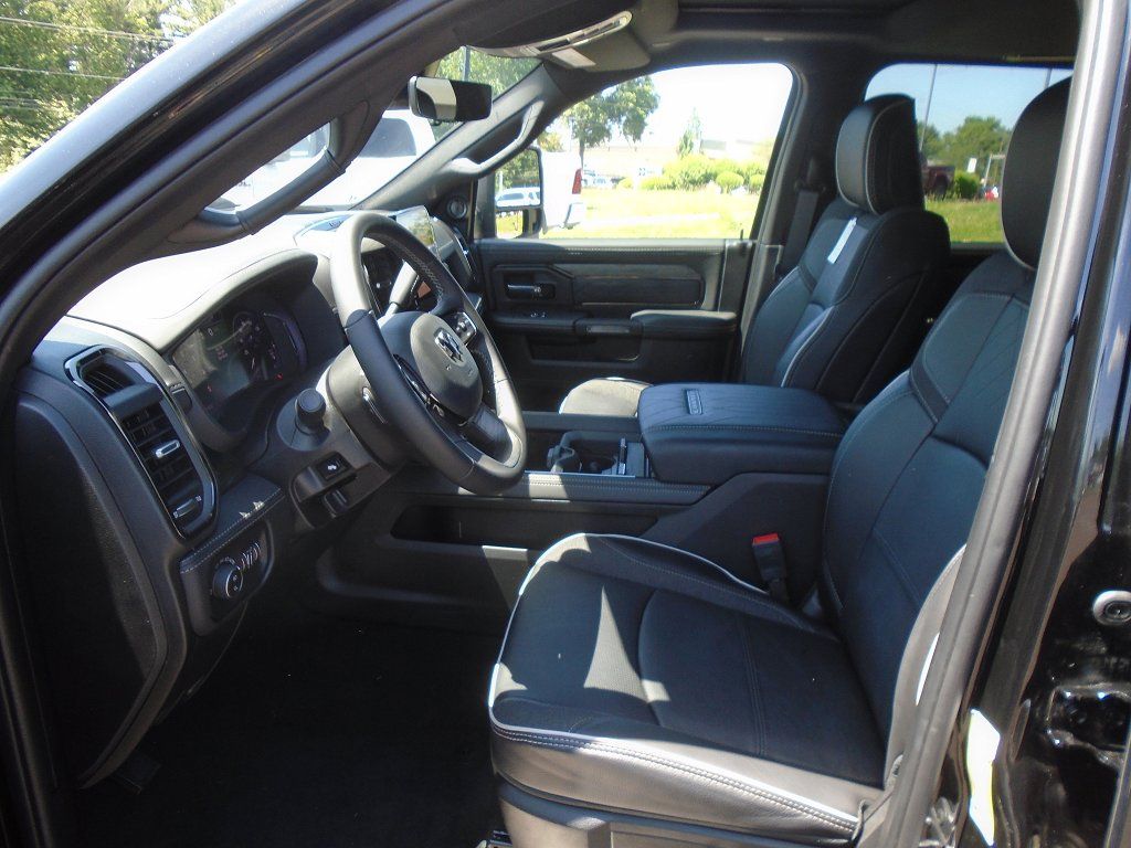 2025 RAM 2500 Limited - Photo 8