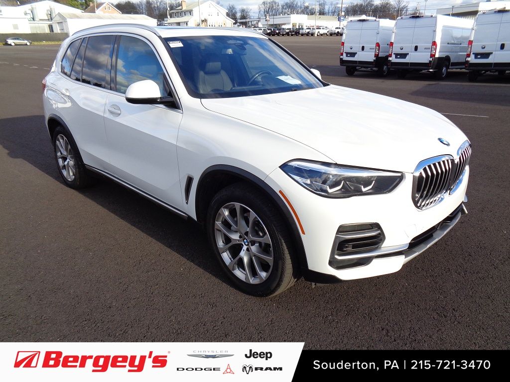 2022 BMW X5 40i's photo