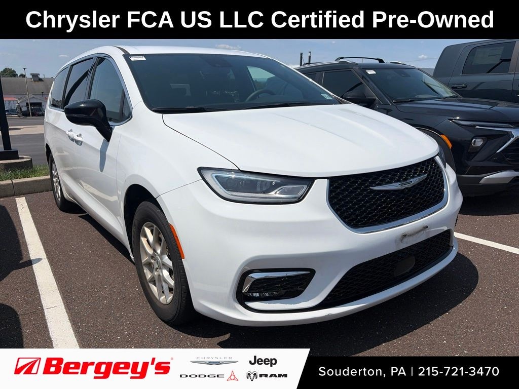 Certified 2025 Chrysler Pacifica Select Minivan/Van