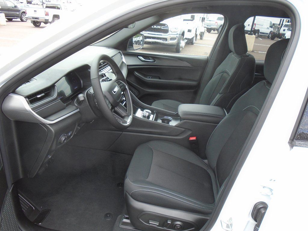 2025 Jeep Grand Cherokee L Laredo - Photo 8