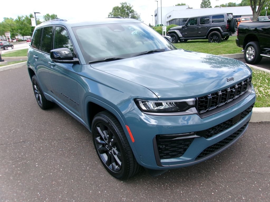 New 2026 Jeep Grand Cherokee Limited Reserve Sport Utility