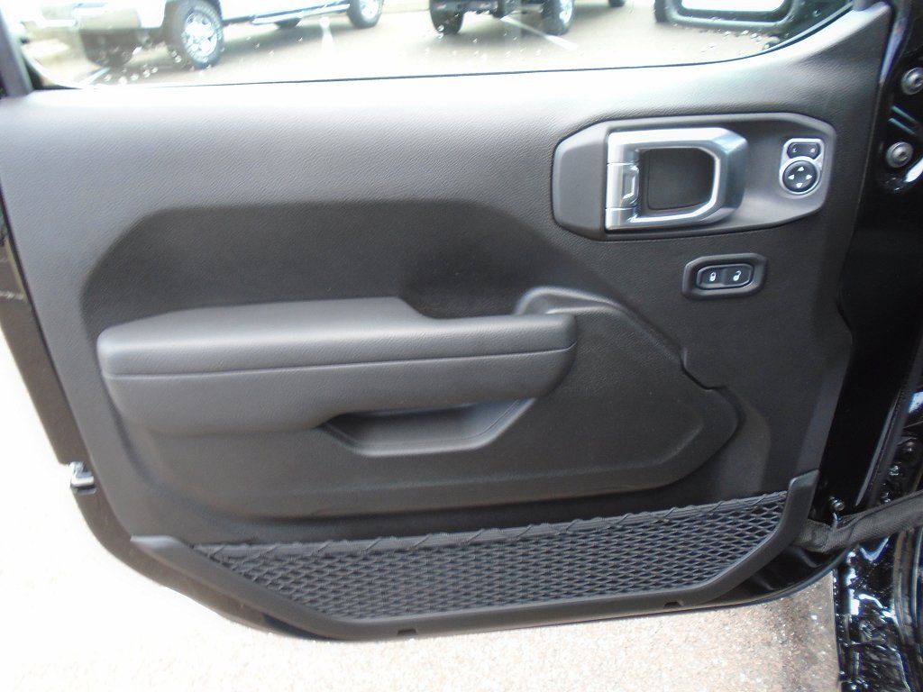 2025 Jeep Wrangler 4-Door Sport S - Photo 6
