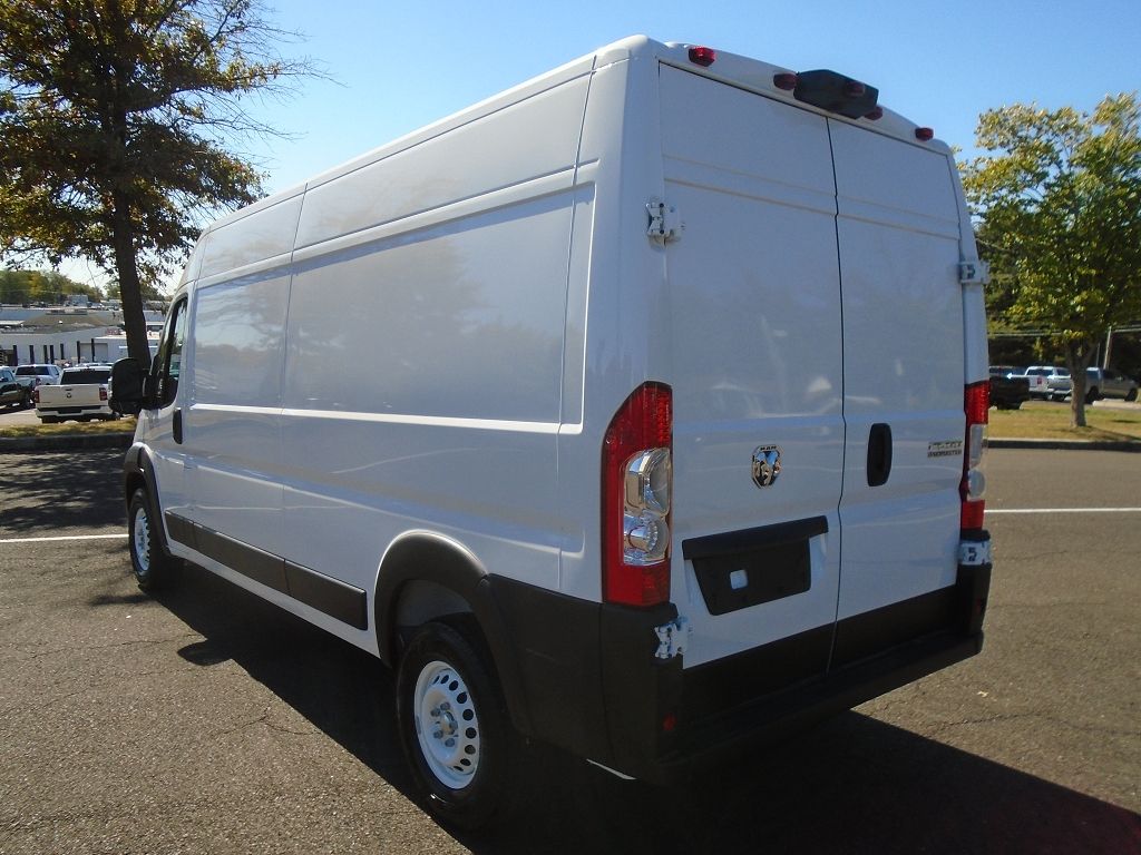 2025 Ram ProMaster 2500 Cargo Van photo 2