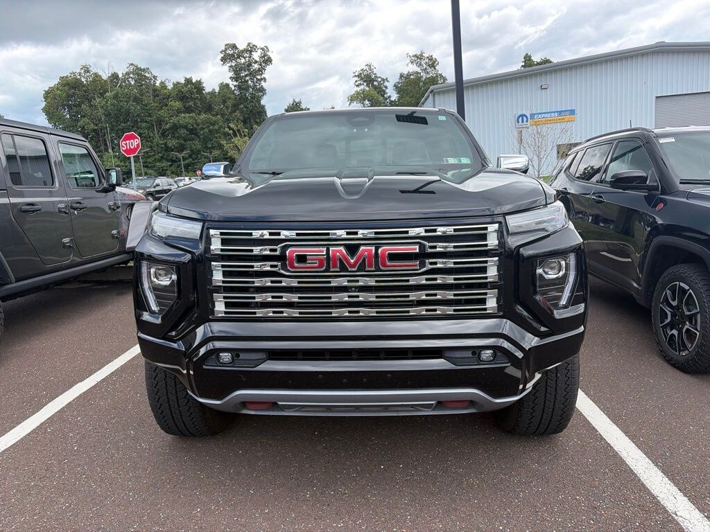 Used 2025 GMC Canyon Denali Truck
