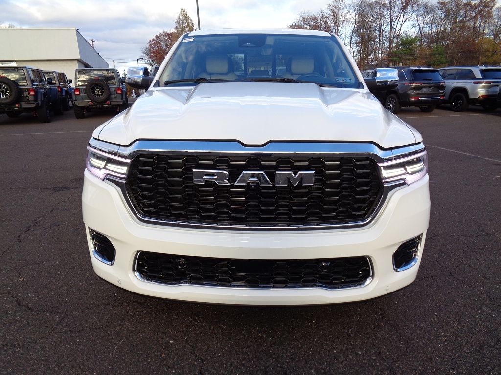 2025 Ram 1500 photo 4