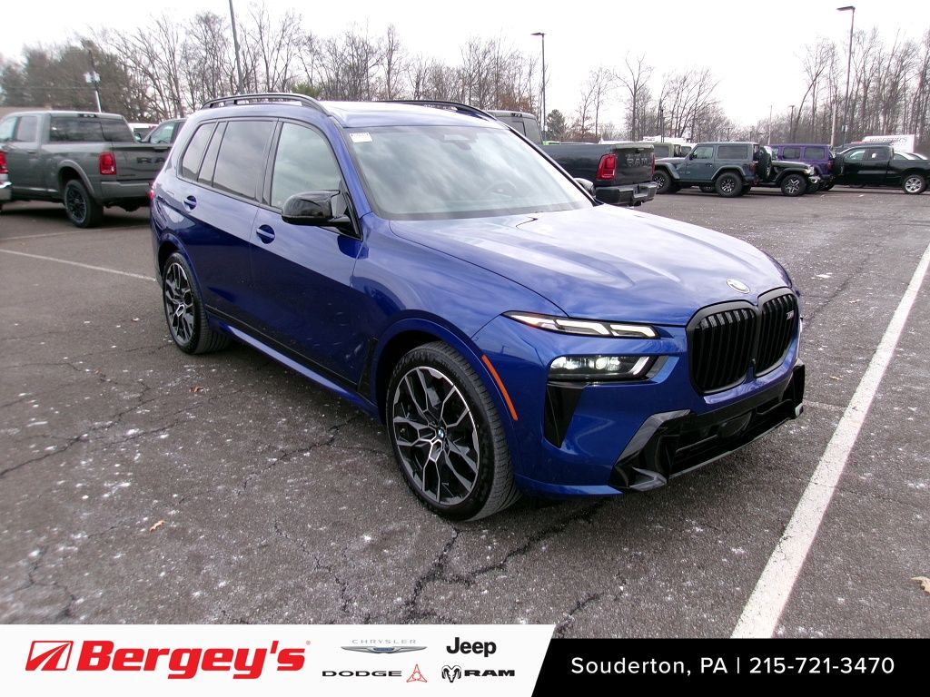 2024 BMW X7 M60i's photo