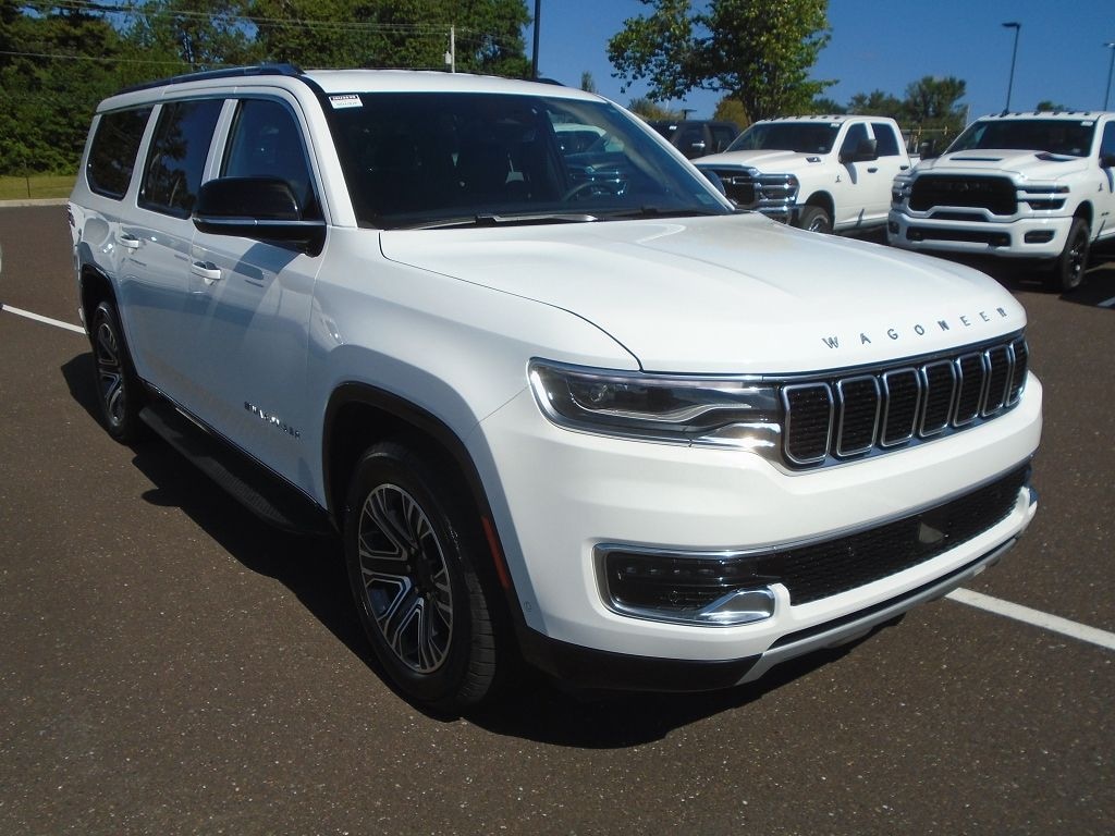 Used 2024 Jeep Wagoneer L Series II SUV