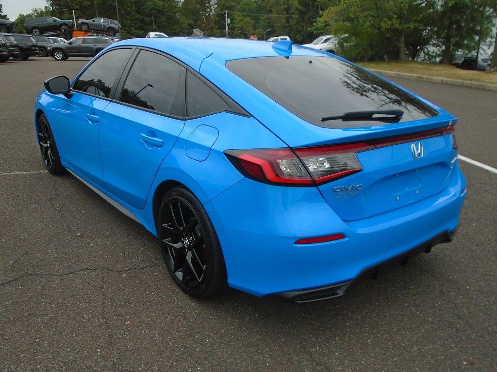 2024 Honda Civic Hatchback Sport photo 3