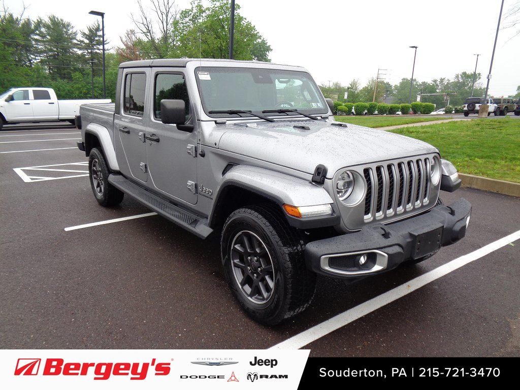 2020 Jeep Gladiator Truck 