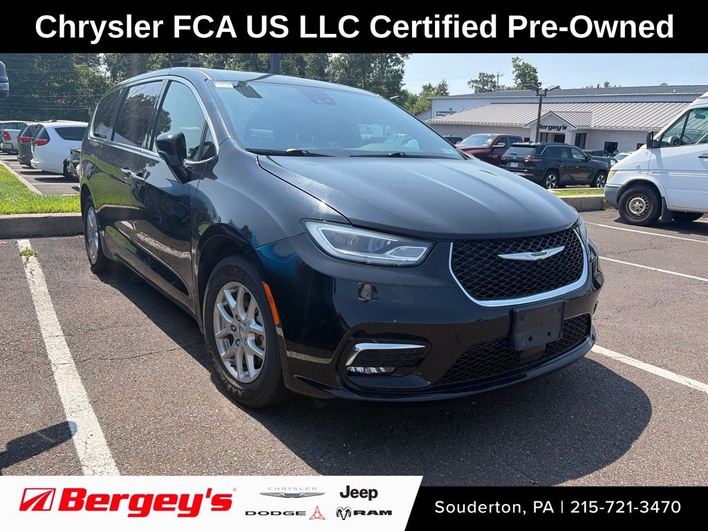 Certified 2025 Chrysler Pacifica Select Minivan/Van