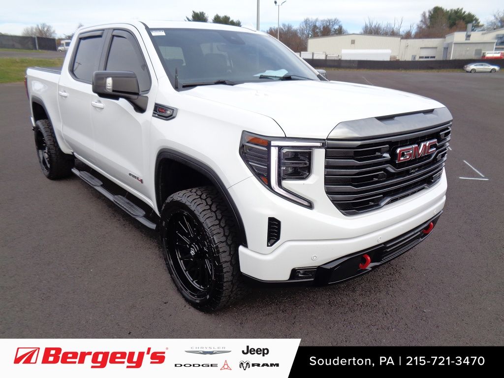 2022 GMC Sierra 1500 AT4's photo