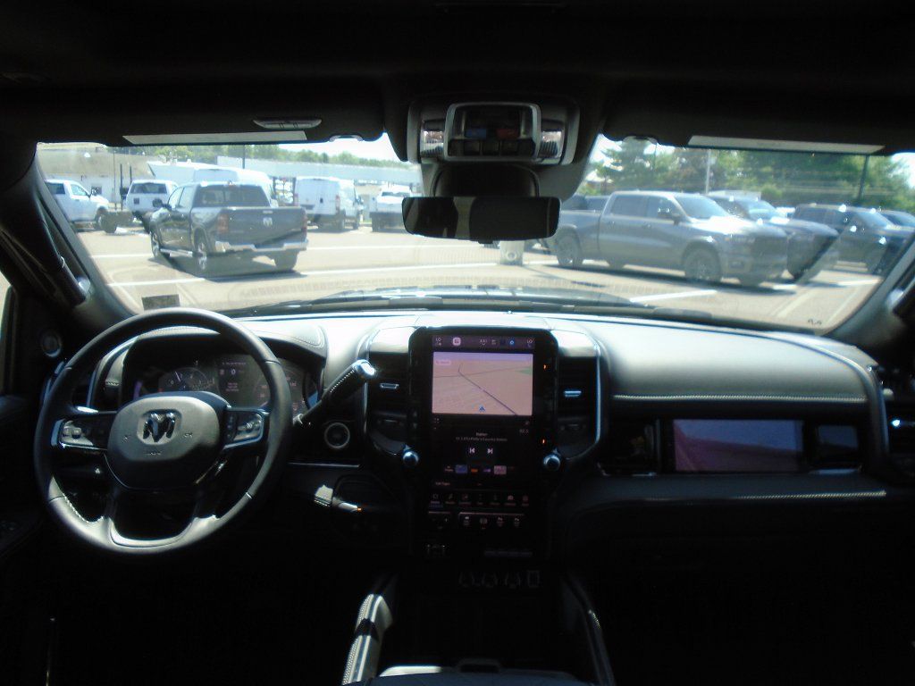 2025 RAM 2500 Limited - Photo 11