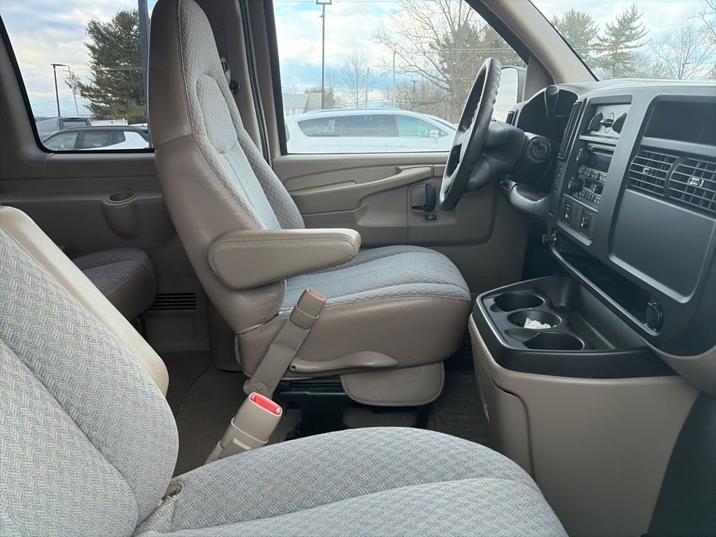 Used 2006 Chevrolet Express Van G3500 LT Minivan/Van