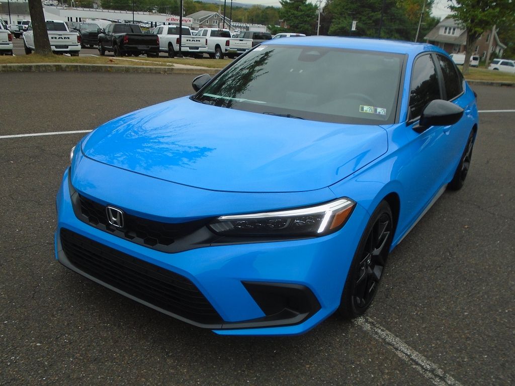 2024 Honda Civic Hatchback Sport photo 4