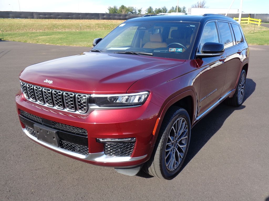 2024 Jeep Grand Cherokee L Summit Reserve photo 4