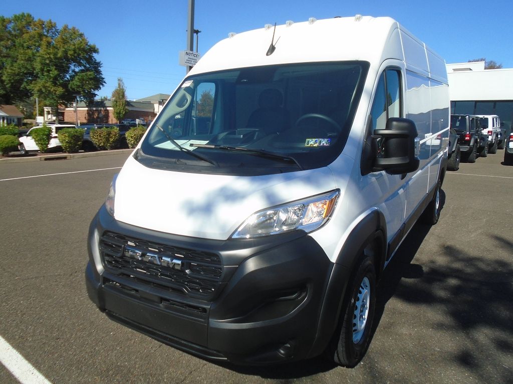 2025 Ram ProMaster 2500 Cargo Van photo 3
