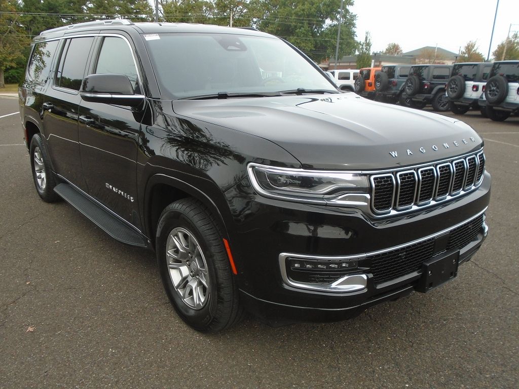 2024 Jeep Wagoneer L Base photo 2