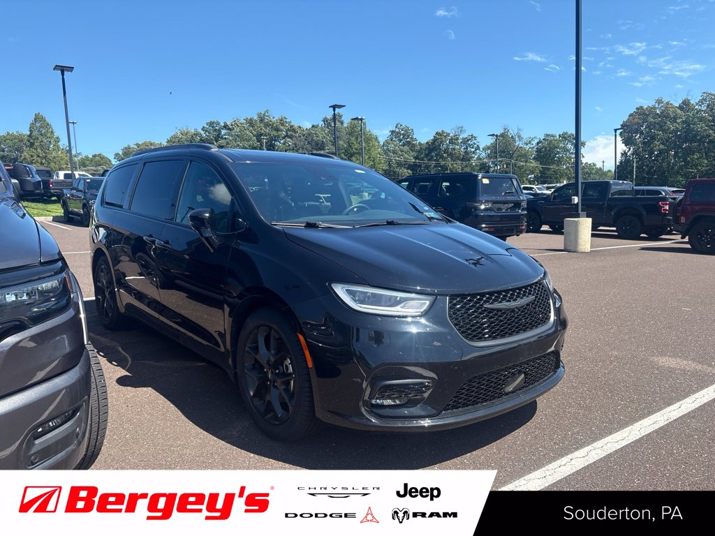 2025 Chrysler Pacifica