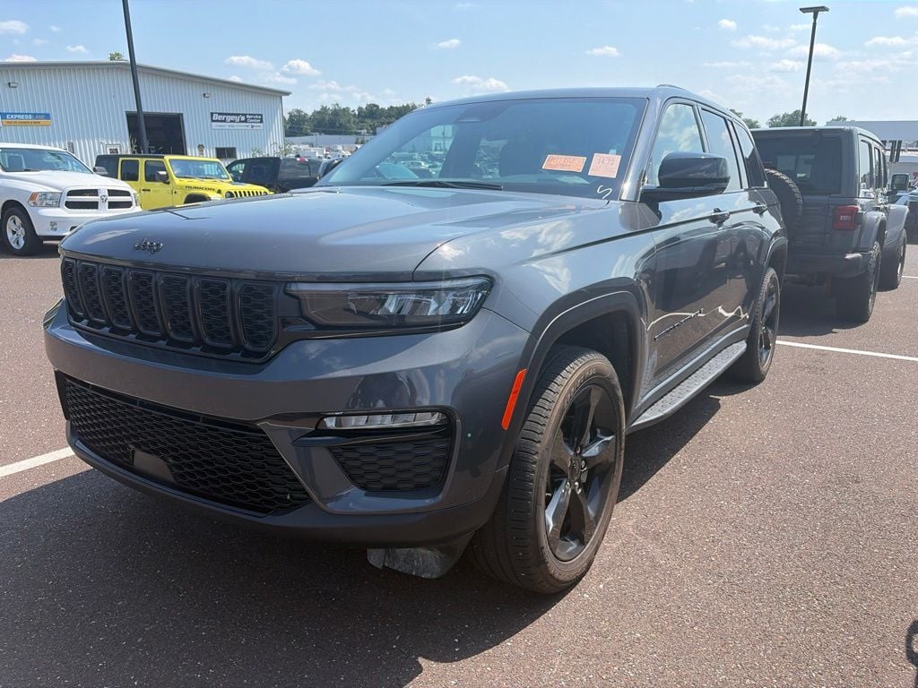 Certified 2025 Jeep Grand Cherokee Limited SUV