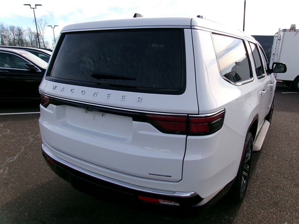 Used 2024 Jeep Wagoneer L Series II SUV