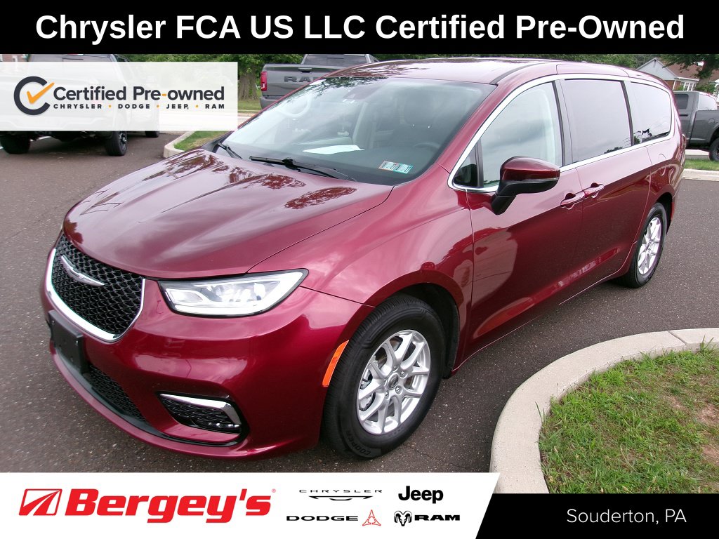2023 Chrysler Pacifica Touring L