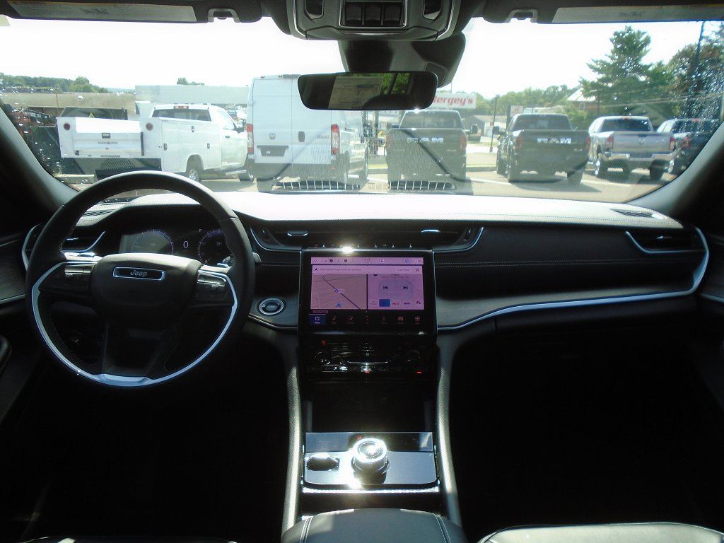 2025 Jeep Grand Cherokee Limited - Photo 11