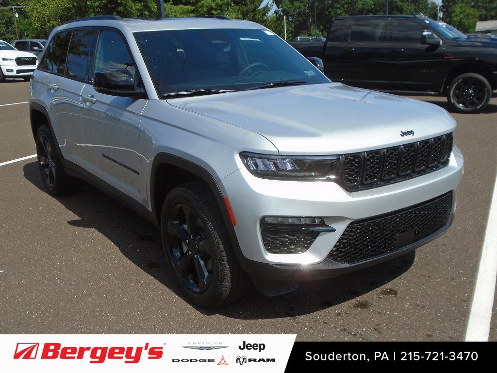 2025 Jeep Grand Cherokee Sport Utility 