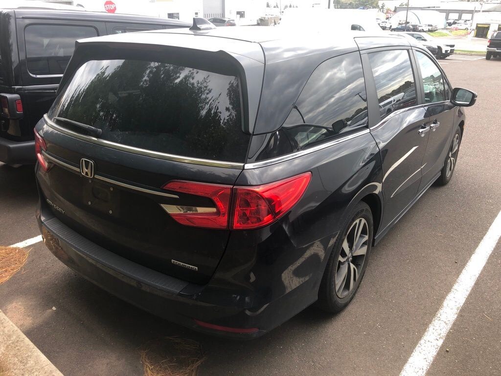 Used 2022 Honda Odyssey Touring Minivan/Van