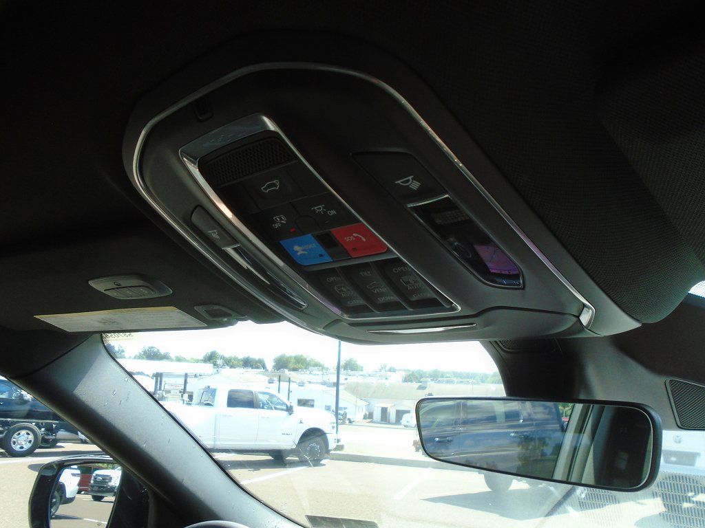 2025 Jeep Grand Cherokee Limited - Photo 17