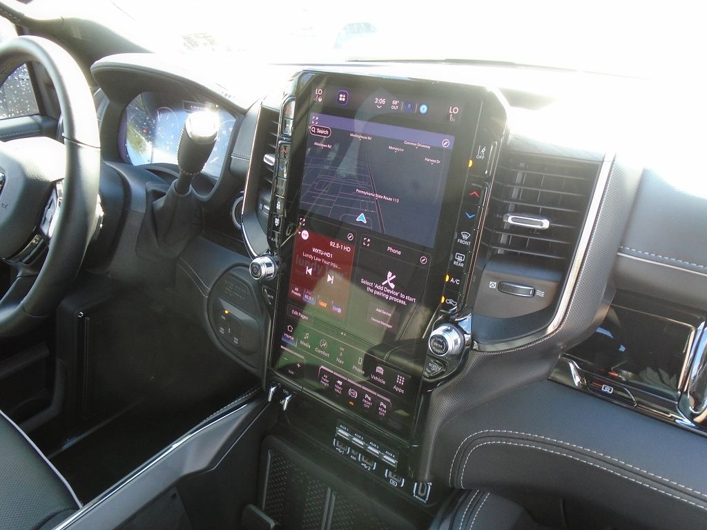 2025 RAM 2500 Limited - Photo 12