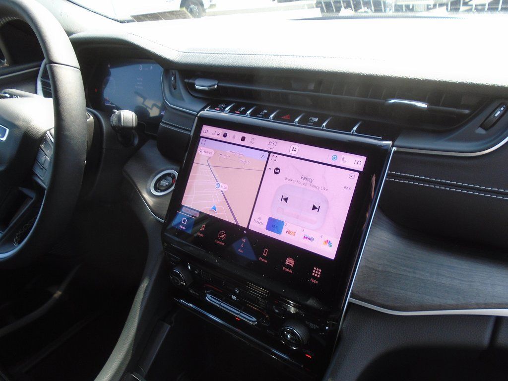 2025 Jeep Grand Cherokee Limited - Photo 12