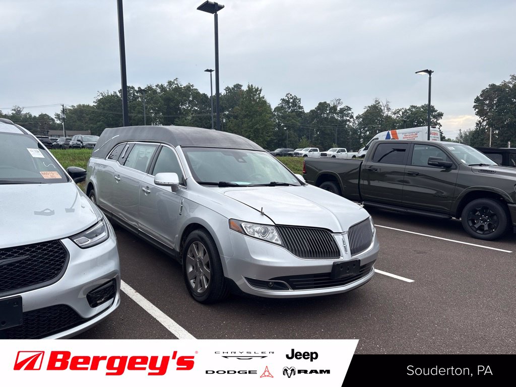 2013 Lincoln MKT